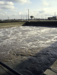 ed_sludge_tank_-_geograph-org-uk_-_1481906-jpg-jpg.jpg