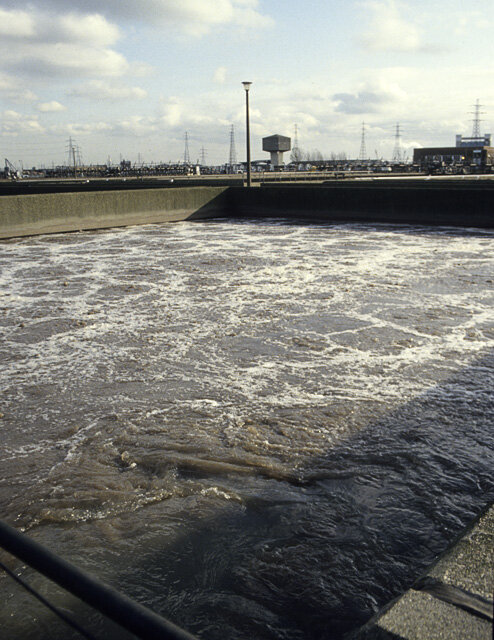 e_tank_-_geograph-org-uk_-_1481906-jpg-jpg-jpg-jpg.jpg